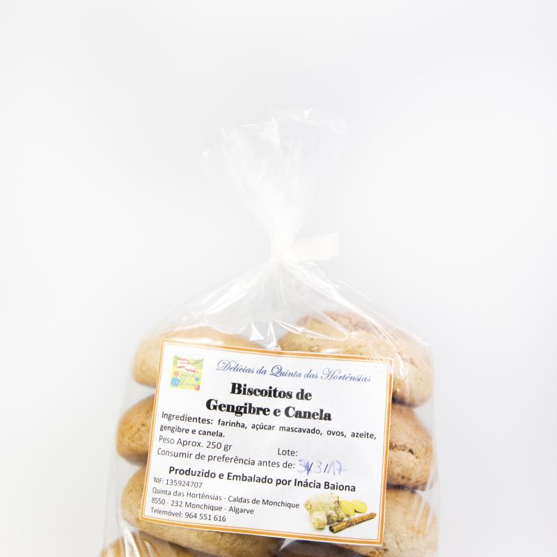 BISCOITOS DE GENGIBRE E CANELA