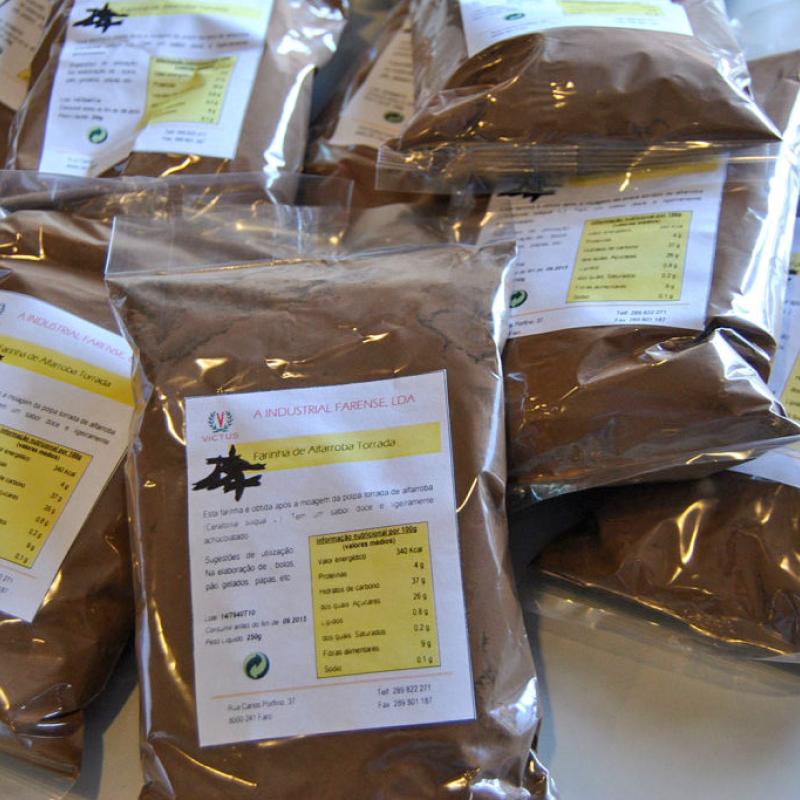 farinha de alfarroba torrada