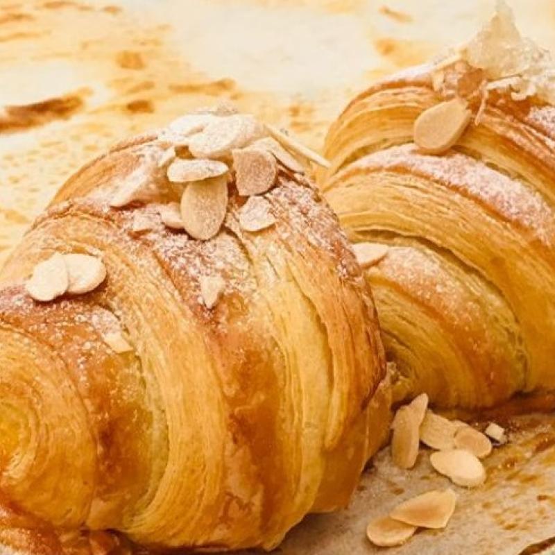 Croissant de amêndoa