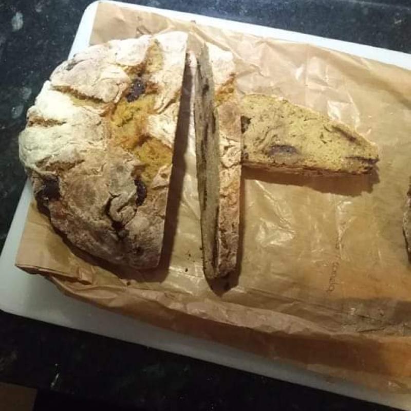 Broa de milho e passas