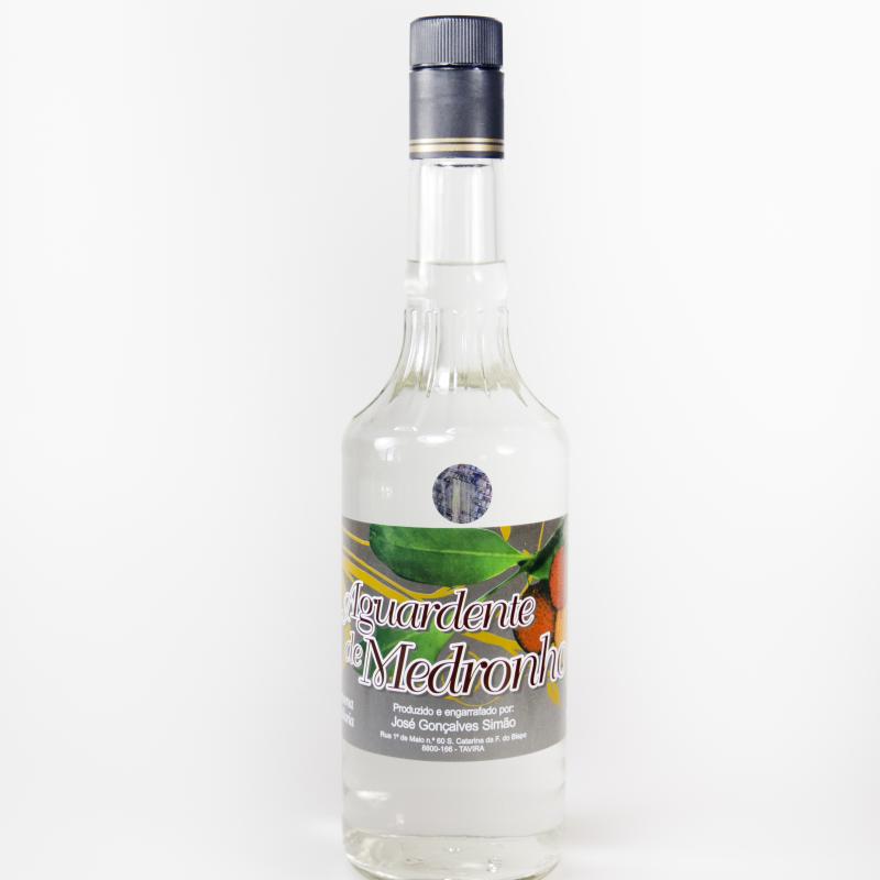 AGUARDENTE DE MEDRONHO