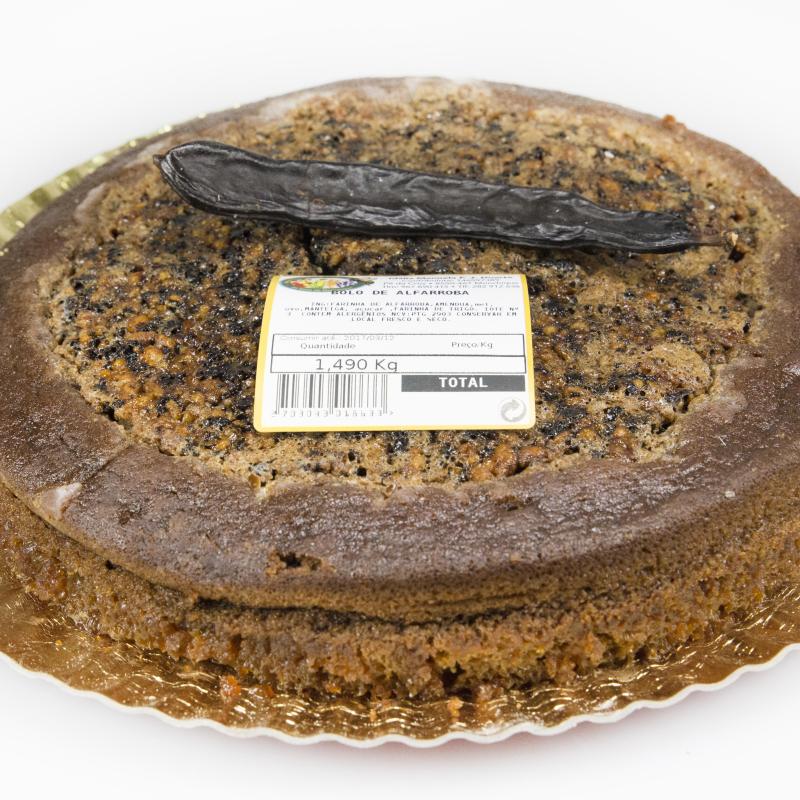 BOLO DE ALFARROOBA, AMÊNDOA E MEL